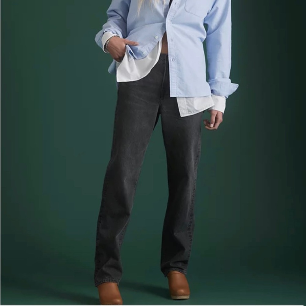 NWT AE77. Slouch Wash Denim. Size 0
